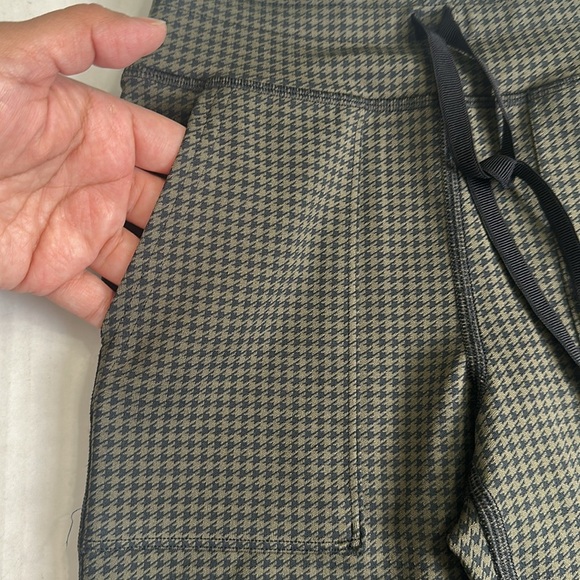 Offline by Aerie Hi Rise Skinny Leggings Houndstooth Womens Size XSmall NWT - Picture 6 of 11